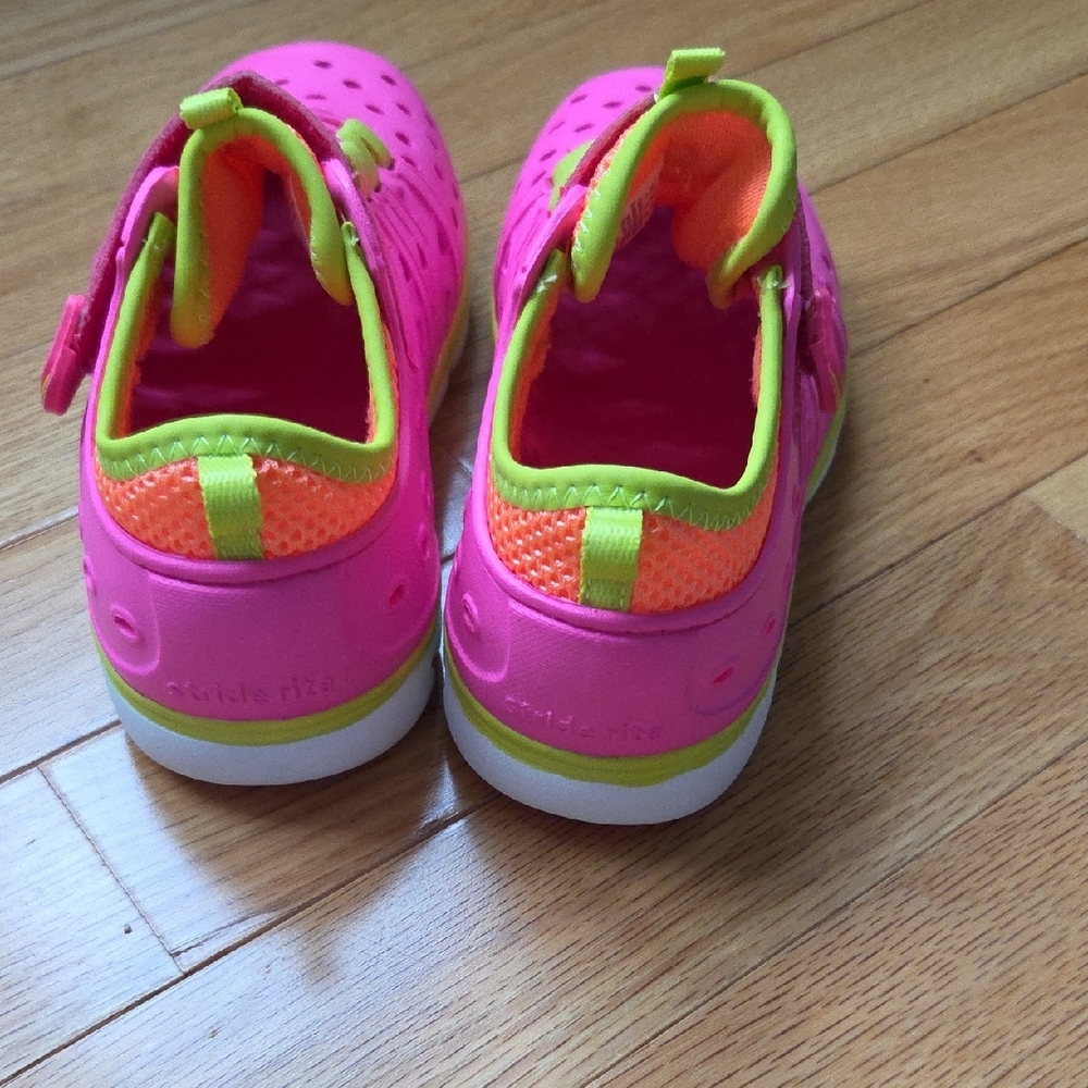 Stride Rite Water-Friendly Shoes - Picture 6 of 7